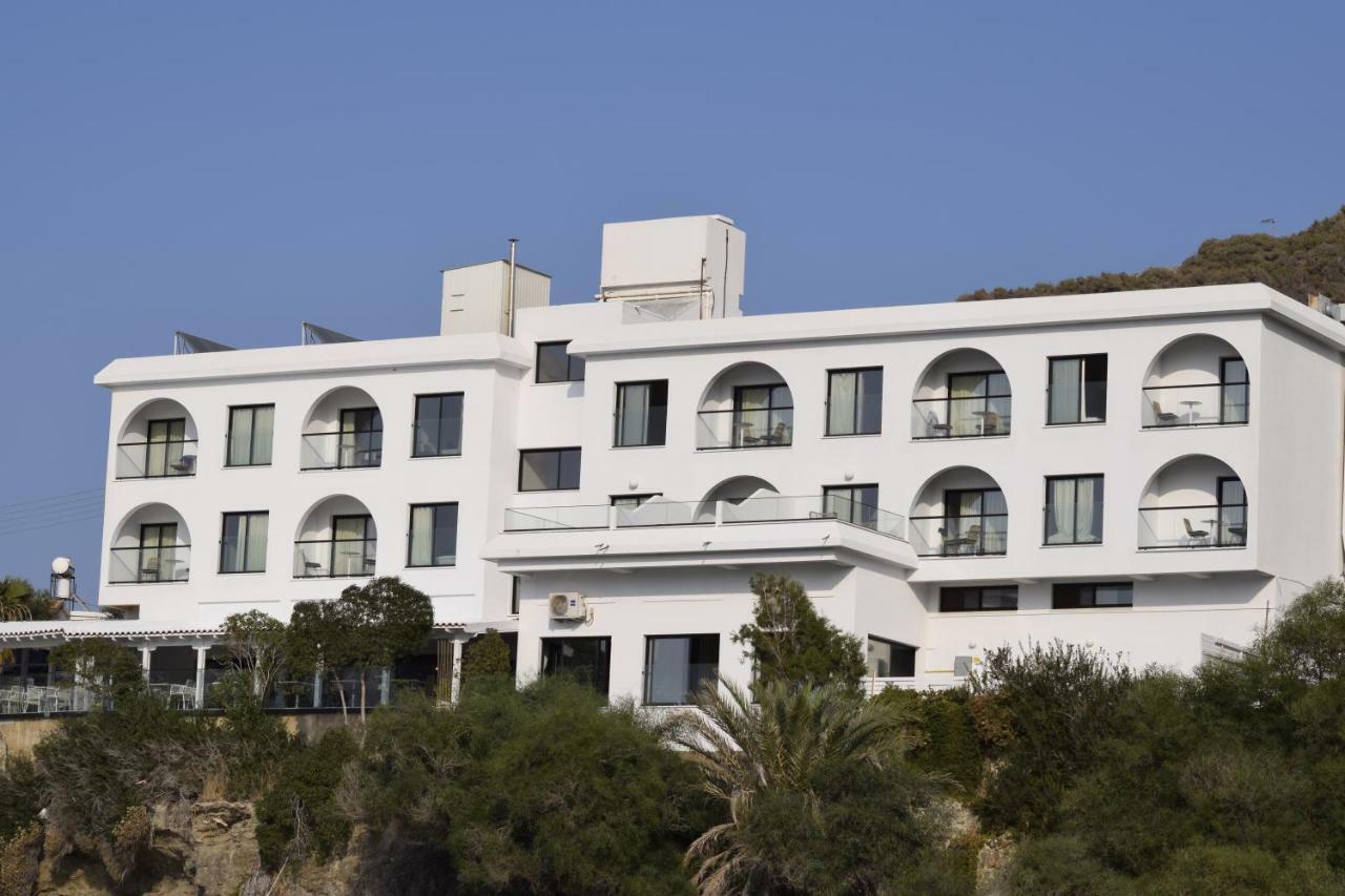 E.J. Pyrgos Bay Hotel Extérieur photo